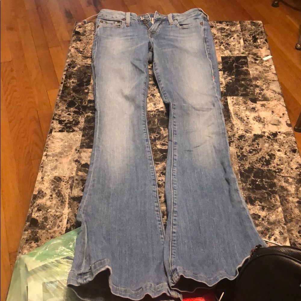 Women’s jeans